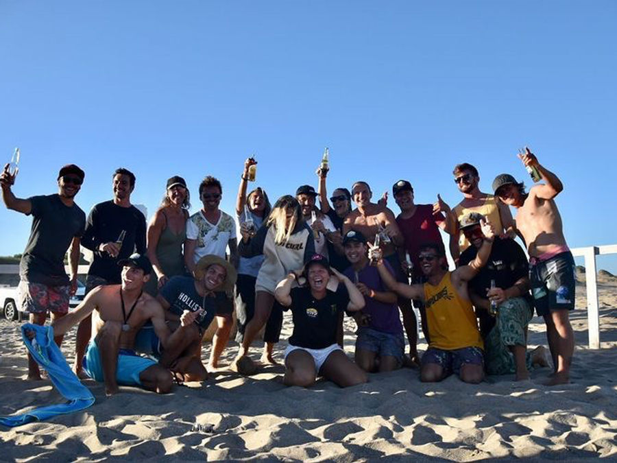 Large EK Experience group photo after a session
